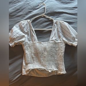 Urban Outfitters top, size Xs, ruffled sleeves